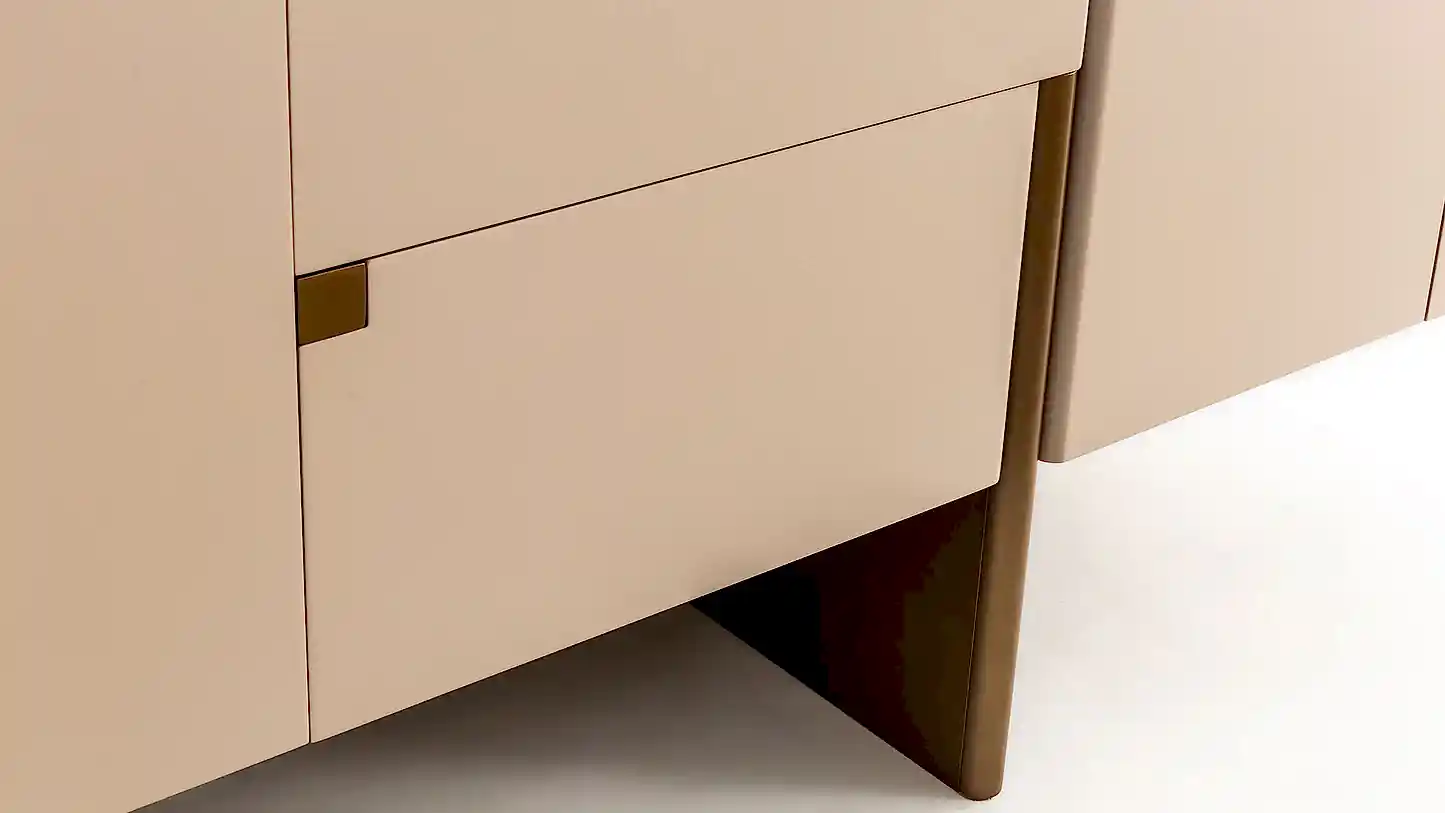 DELTA BEJ/GOLD